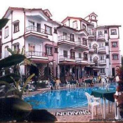 Maria Rosa Resort Калангут Экстерьер фото